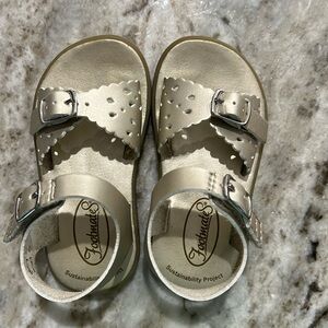 Footmates
